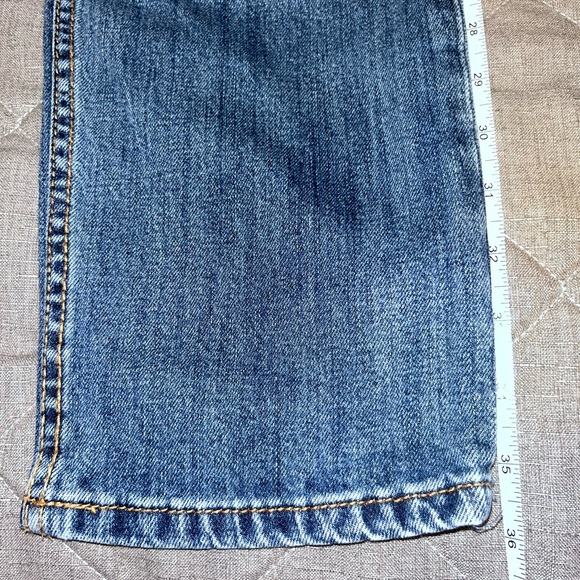 Old Navy Distressed Boyfriend Jeans - Picture 3 of 7